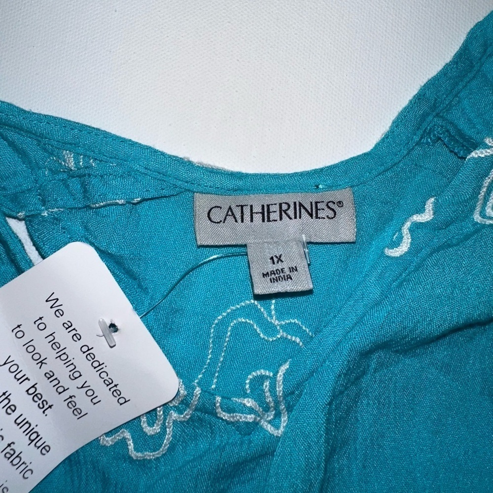 Catherines Blue Tunic Top Women’s 1X NWT Bell Sleeves Keyhole Back Rayon Flowy - Picture 8 of 12
